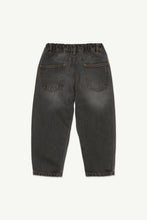 Load image into Gallery viewer, Main Story / Tapered Jean / Faded Black Denim