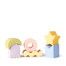 Load image into Gallery viewer, Oli &amp; Carol / Bijt-en badspeelgoed / KIKO / 6 Figures / Stacking Toy Blocks